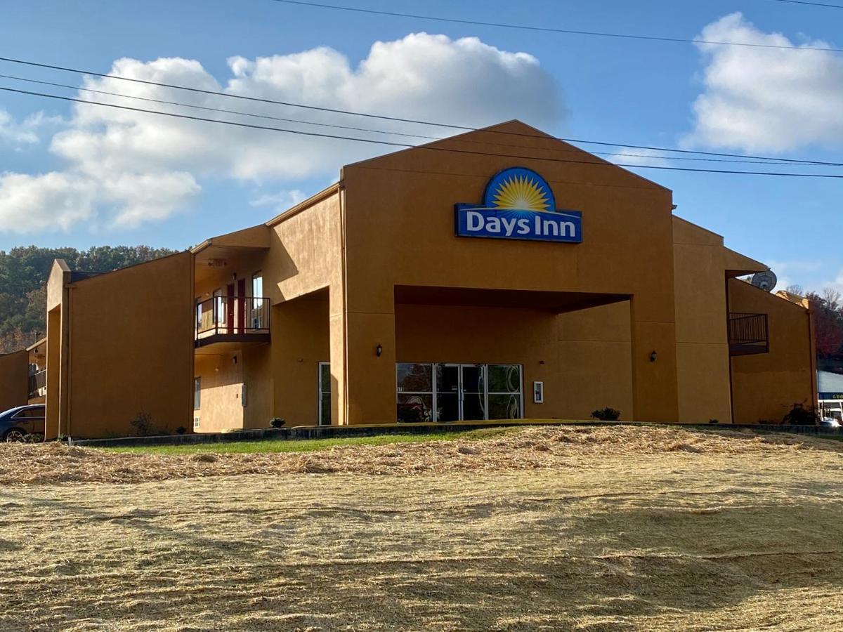 Days Inn By Wyndham Morehead Ngoại thất bức ảnh